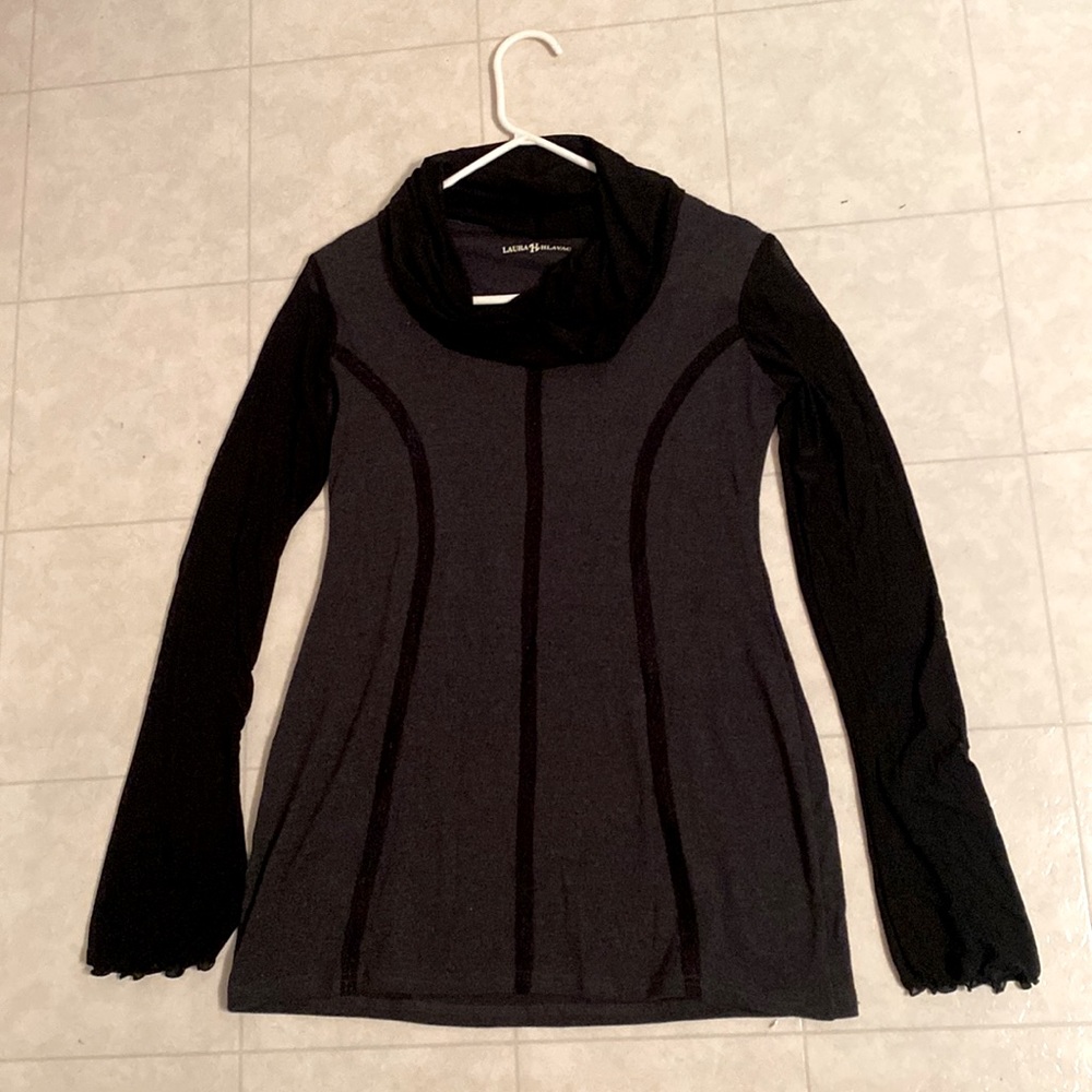 Laura Hlavac size large charcoal gray top.